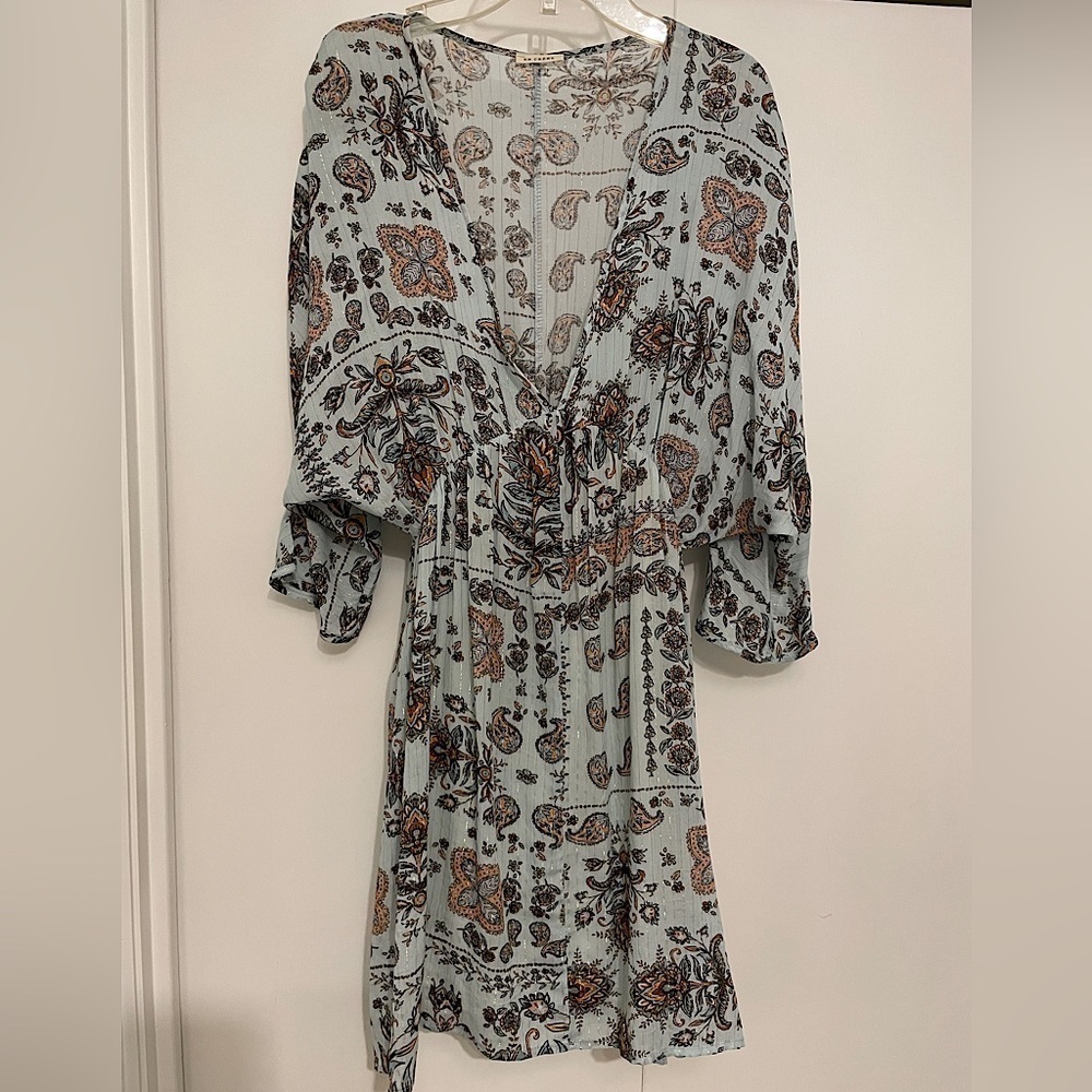 En Crème Boutique Flowy Paisley Bohemian‎ Light Blue Tunic Blouse, size SM